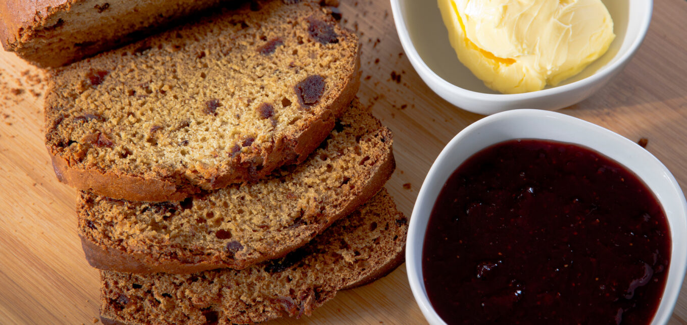 Moist Date Bread Recipe With Honey – Mother Earth News - Vimarsana News
